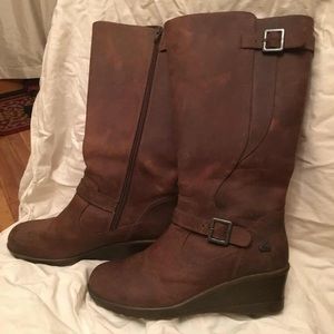 Keen wedge boots